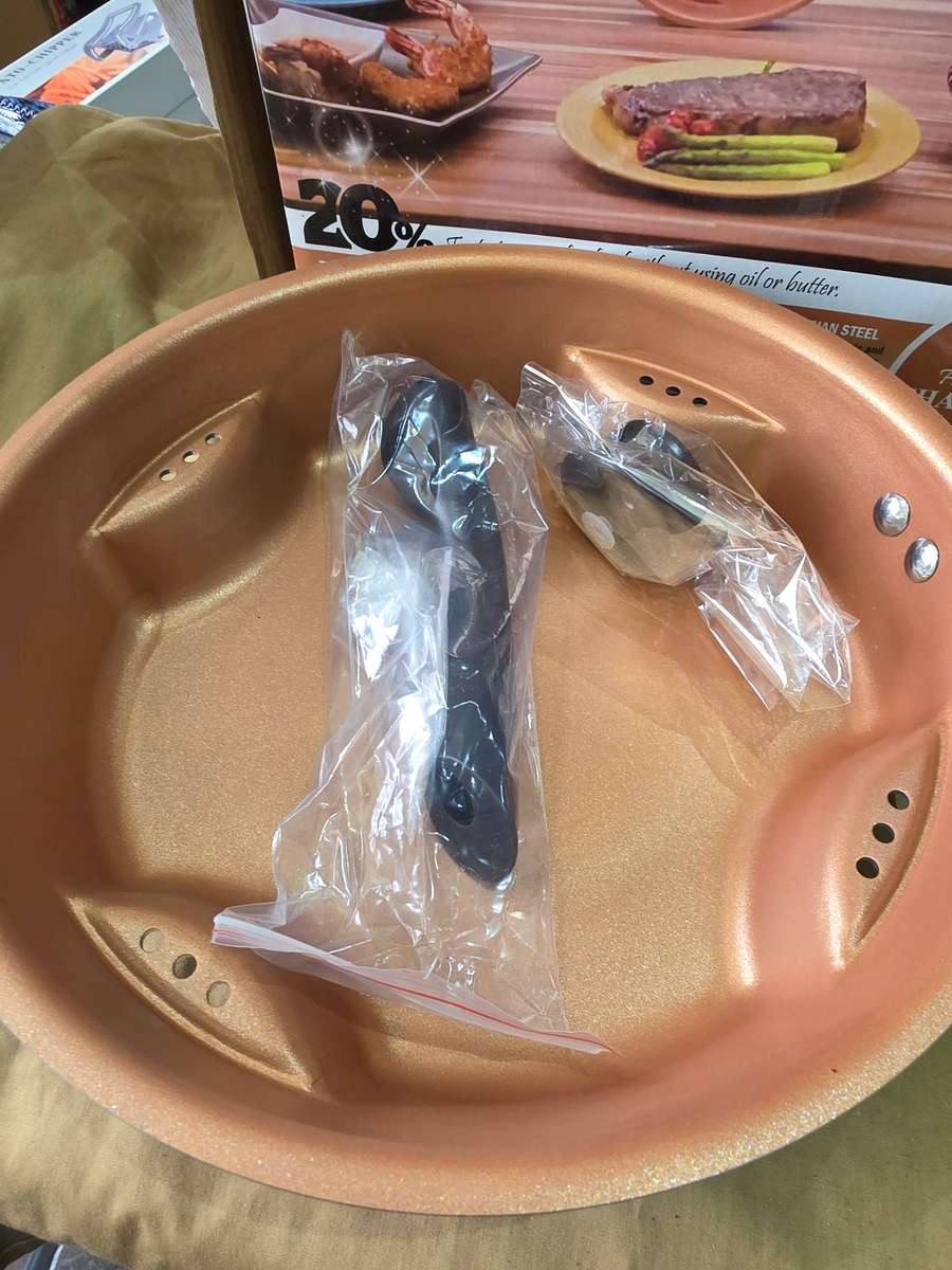 NONSTICK CERAMIC AIR FRYING PAN