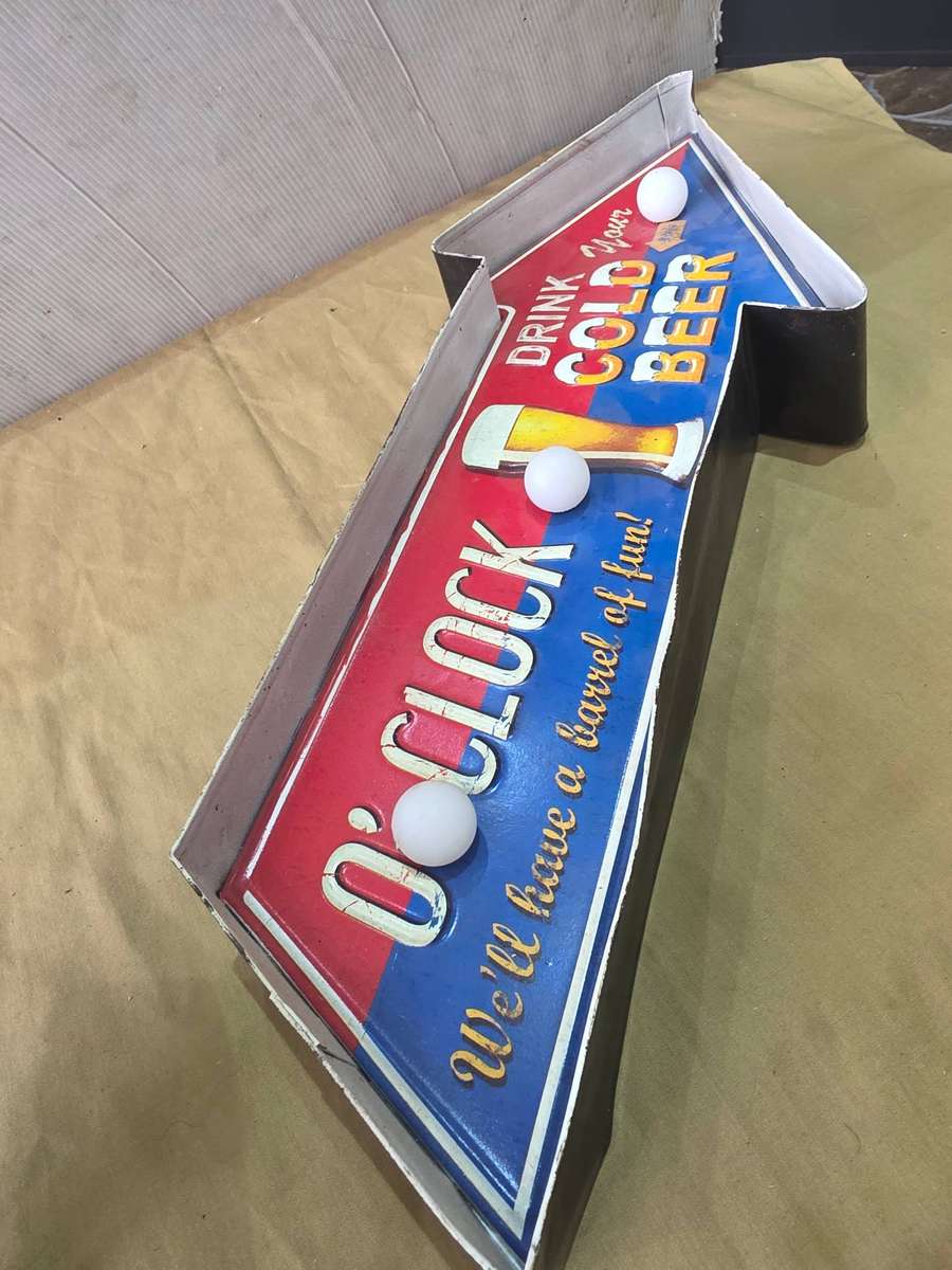 METAL BATTERY OPERATED LIGHT UP COLD BEER SIGN