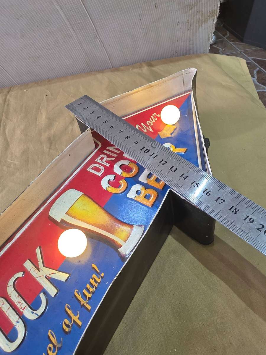 METAL BATTERY OPERATED LIGHT UP COLD BEER SIGN