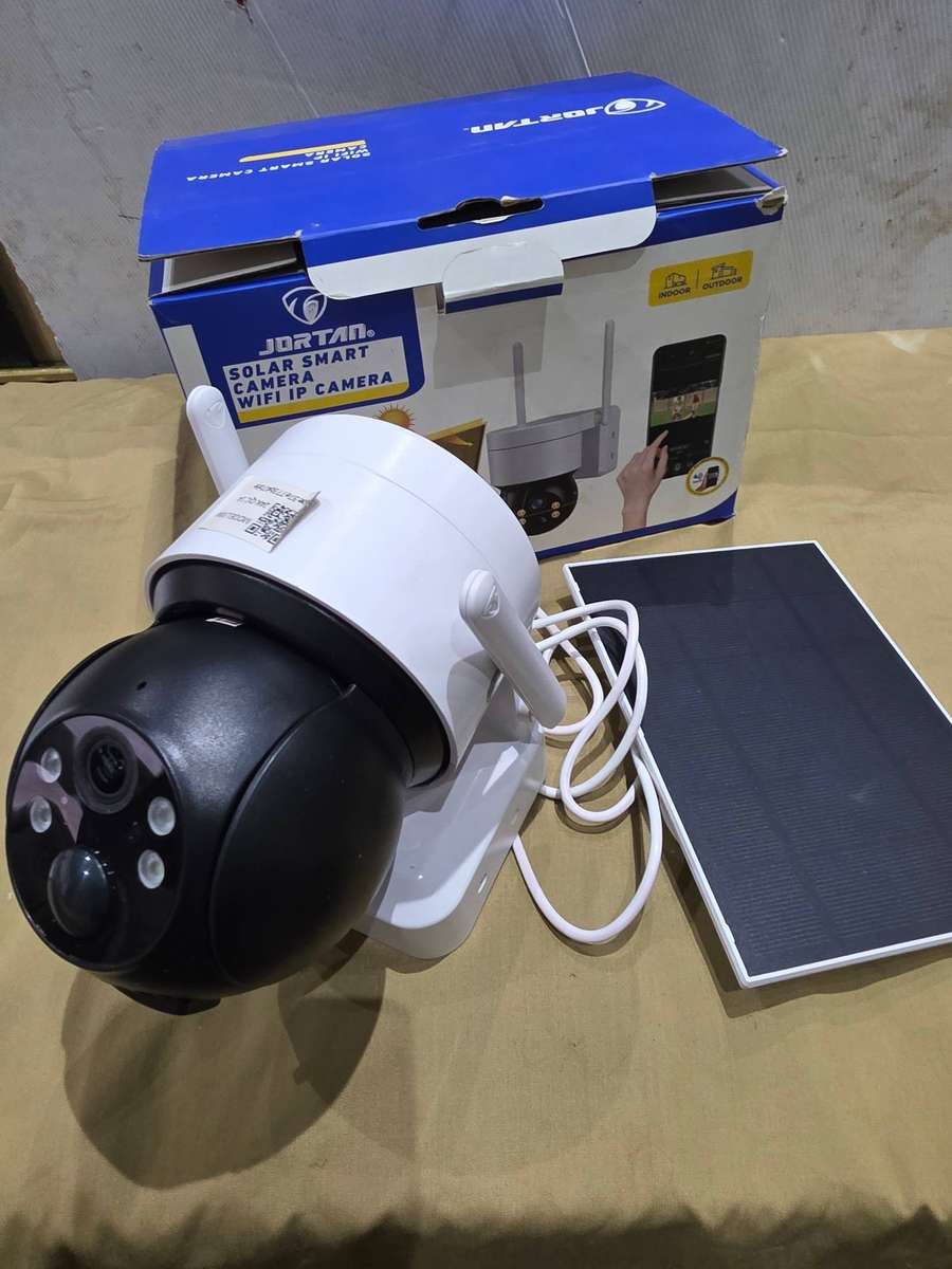 SOLAR SMART IP WIFI CAMERA (INDOOR/OUTDOOR)