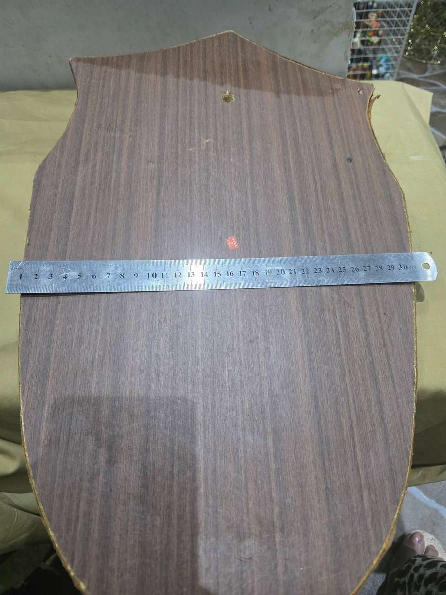 MEDIEVAL KNIGHT OF HONOR(BRASS/COPPER) MOUNTED ON A LEATHER SHIELD BASE