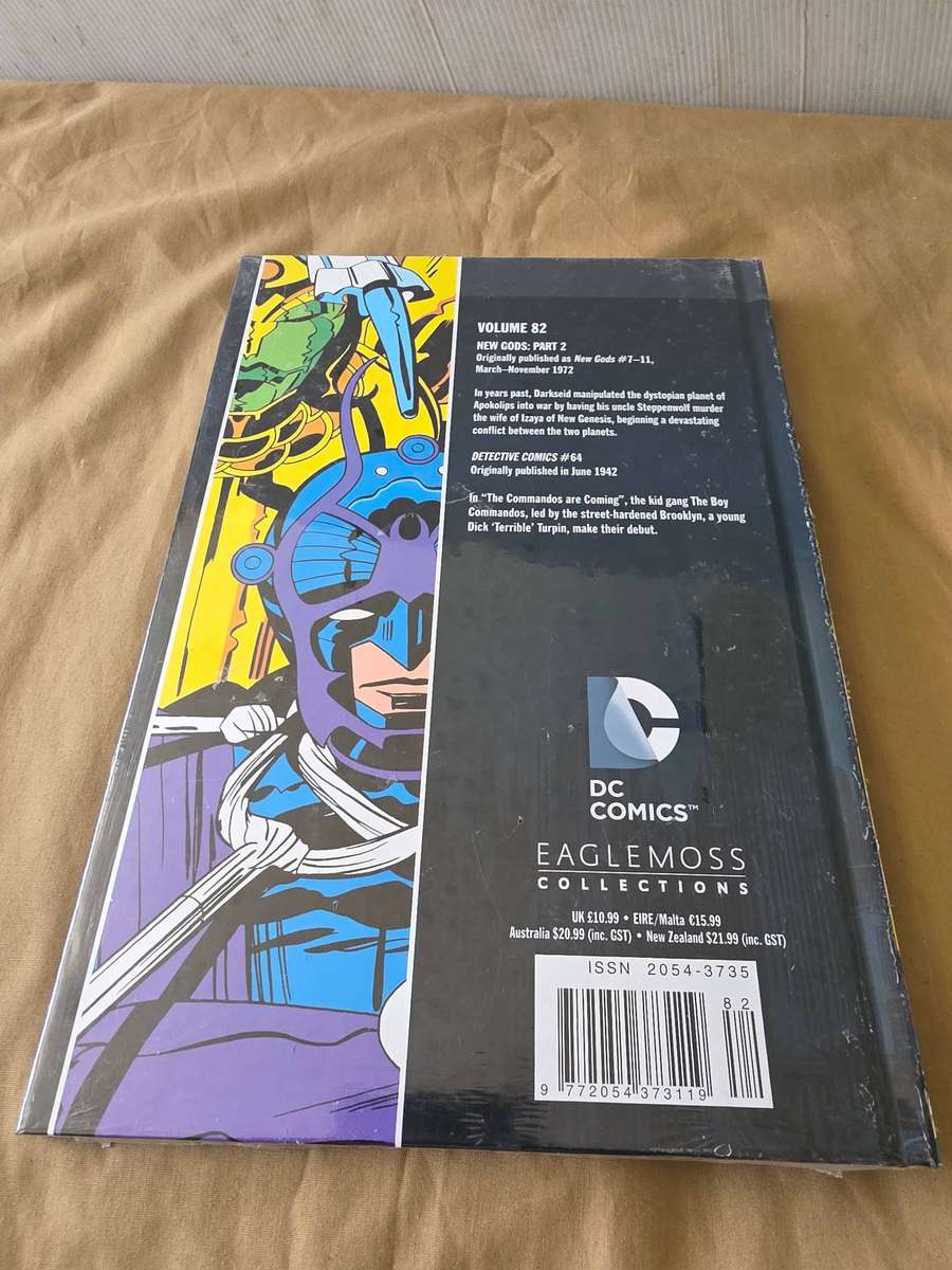 DC HARDCOVER COMIC (NEW GODS)