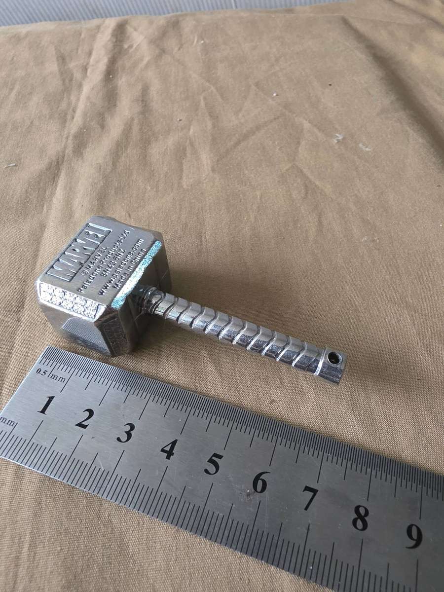 MARVEL THORS HAMMER(METAL)