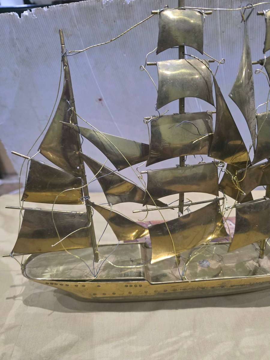 BRASS SAIL SHIP(52 x 35cm)