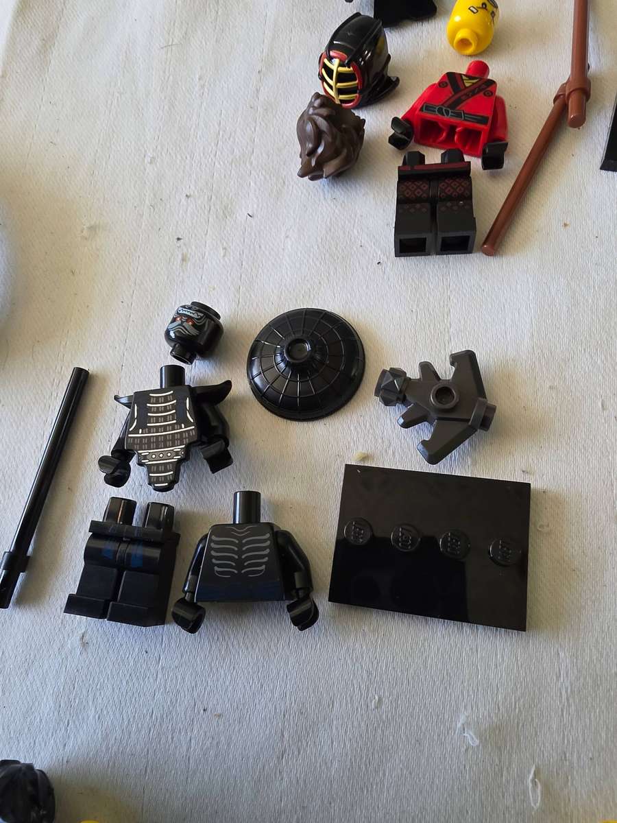 5 X LIMITED EDITION THE NINJAGO MOVIE LEGO MINFIGURES