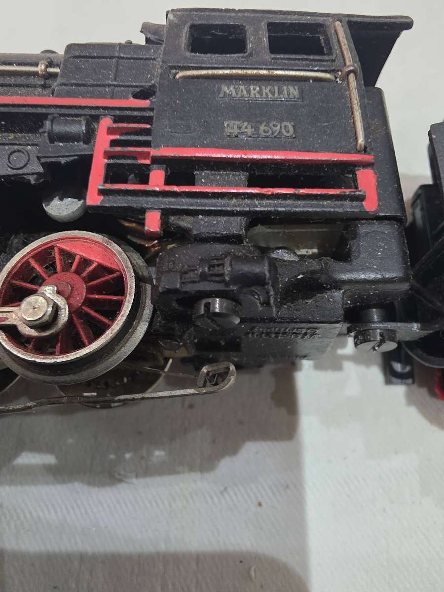 MARKLIN 44690 ENGINE AND COACH(UNUSED)