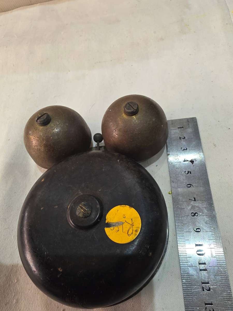 VINTAGE BELL(MADE IN ENGLAND)