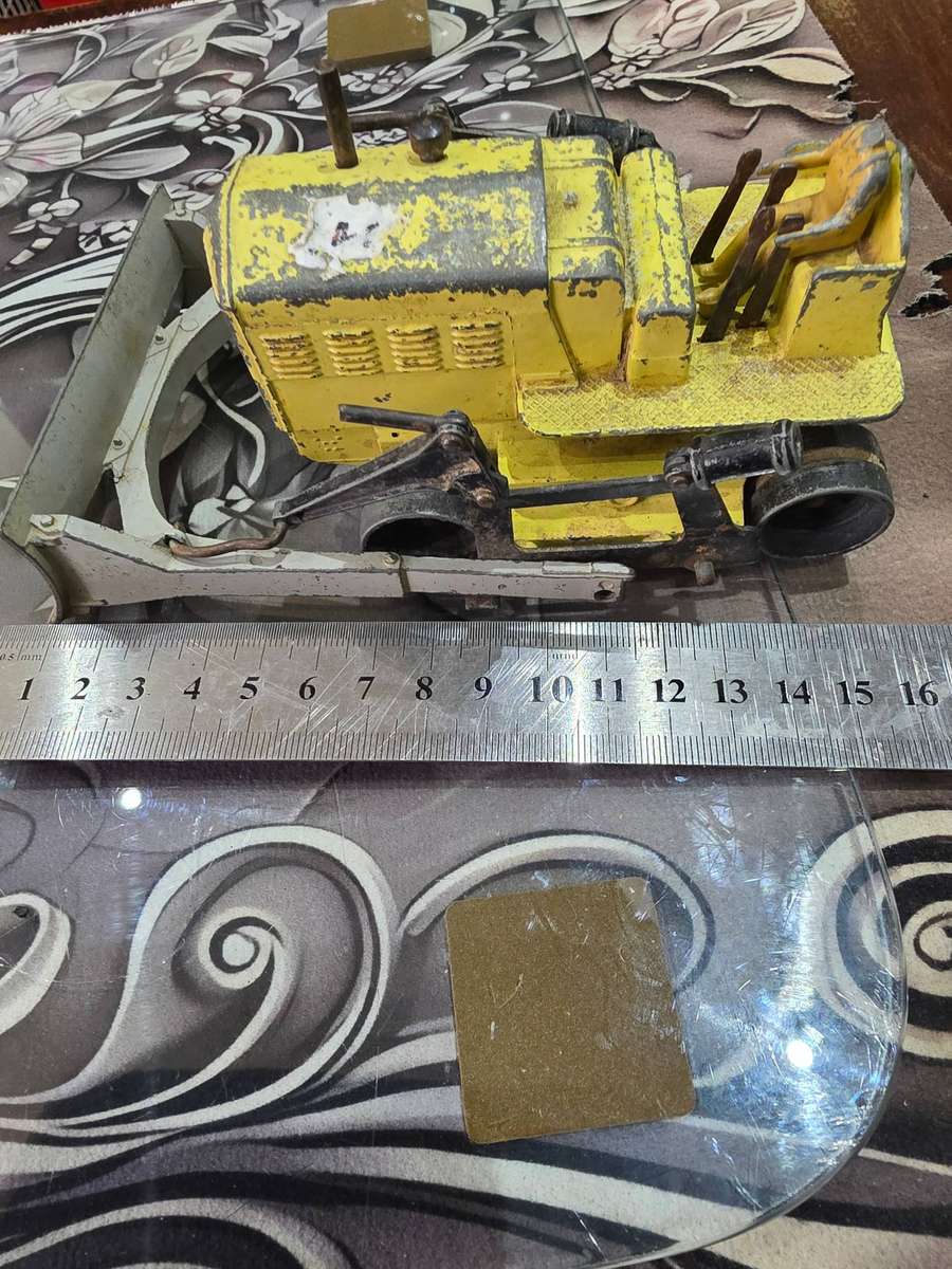 OLD DINKY TOY METAL GRADER
