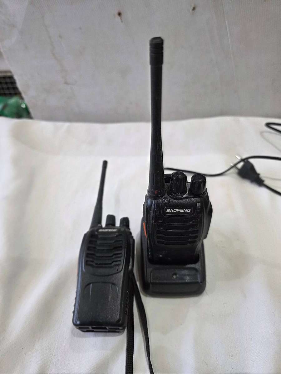 WALKIE TALKIE BAOFENG