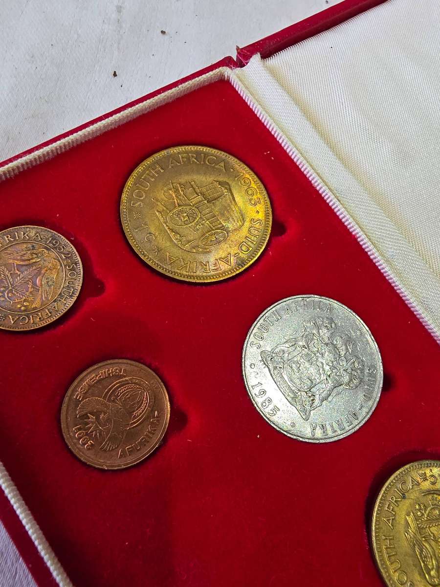 OLD SA COIN SET