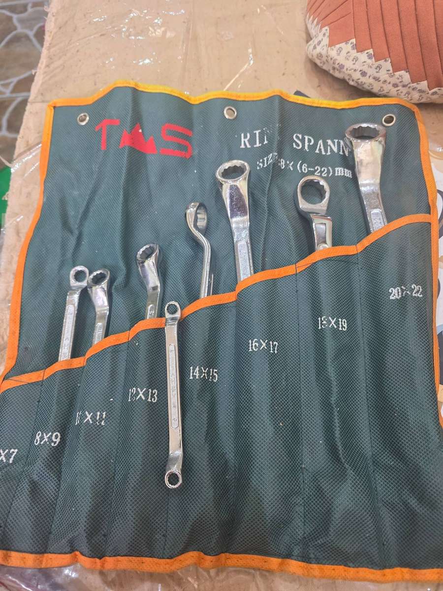 8 PIECE SPANNER RING SET(6-22) MK