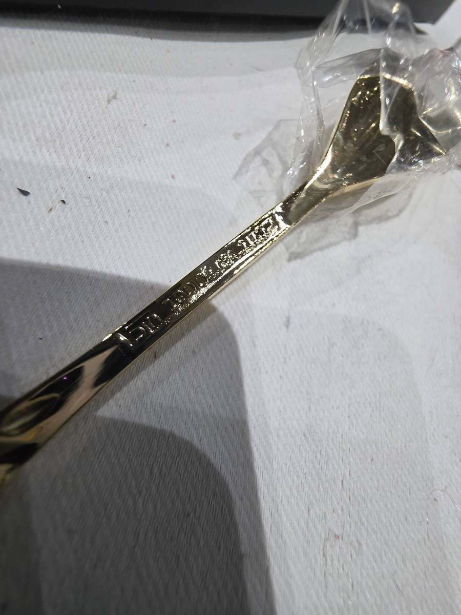 15 PIECE KAFFEE-GARNITUR BACCARA 20 KARAT CUTLERY SET