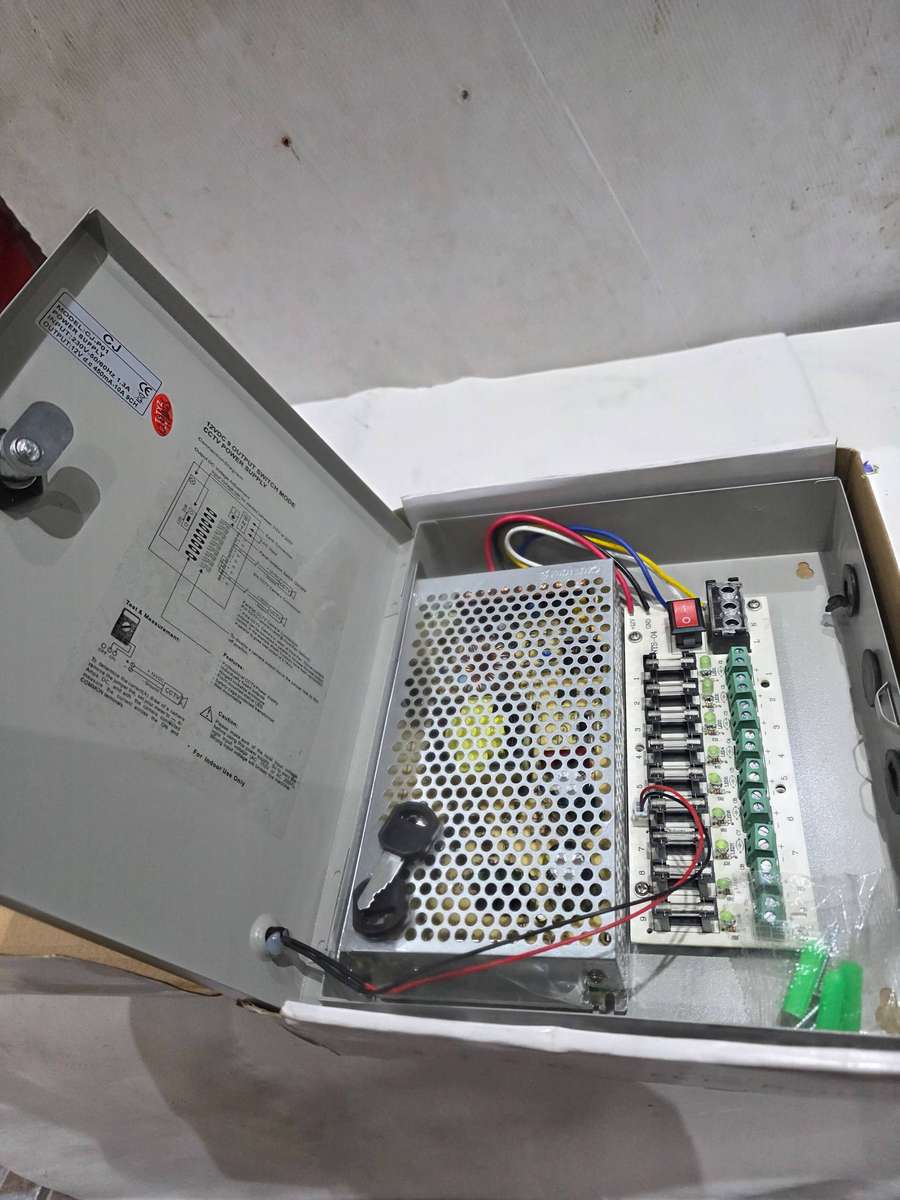 12V,9 OUTPUT SWITCH MODE CCTV POWER SUPPLY