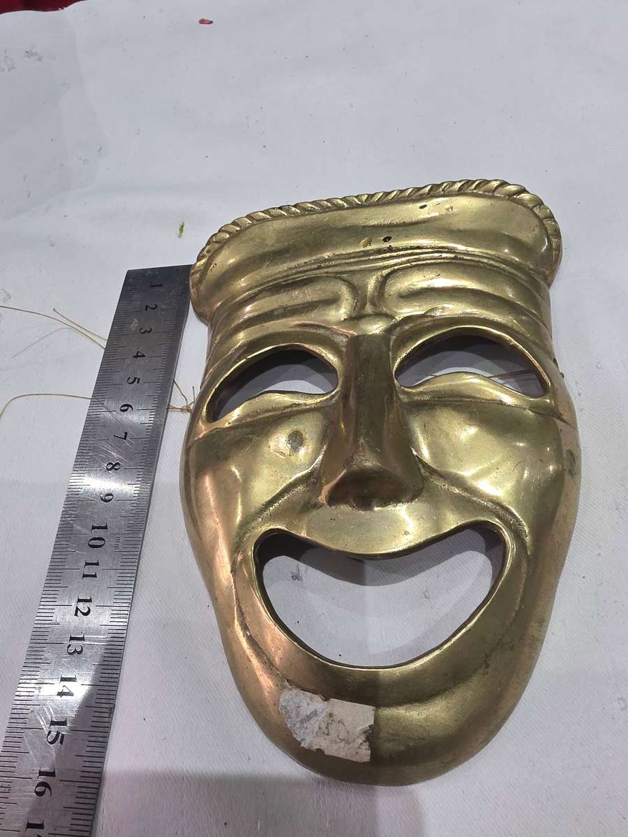 SOLID BRASS COLLECTABLE FACE MASK