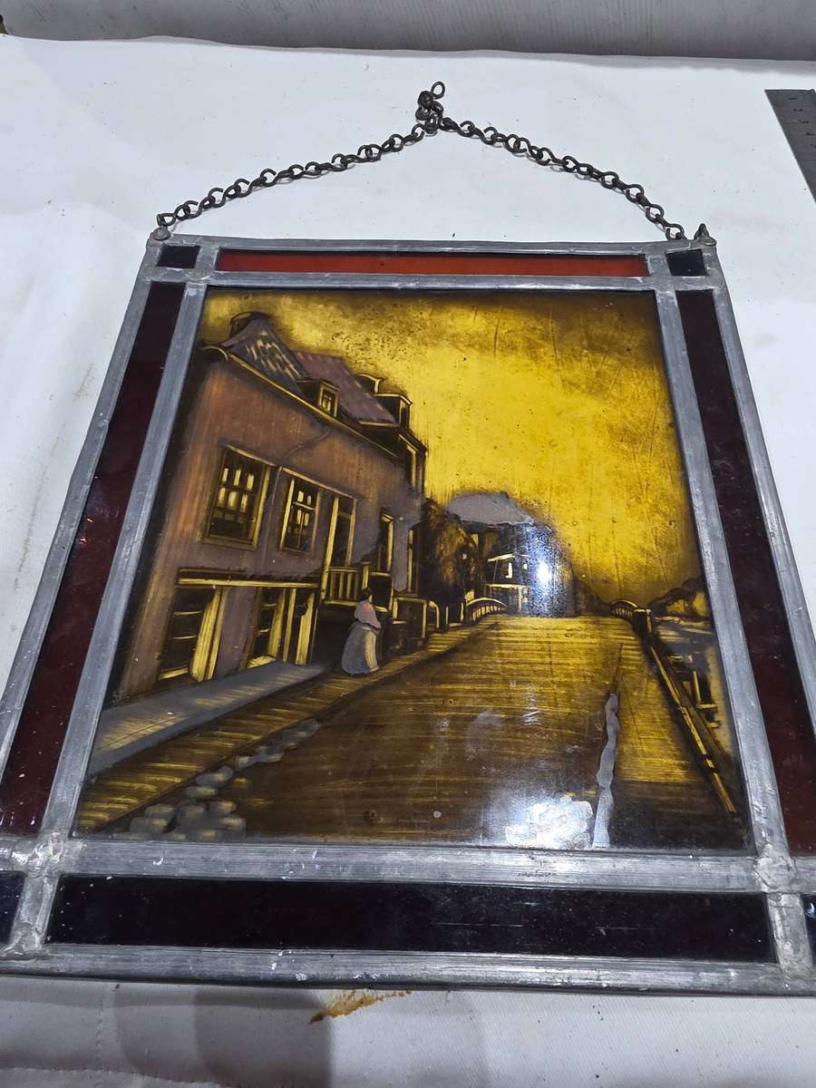 VINTAGE STAINED GLASS ART PIECE(STREET SCENE)26 x 24cm