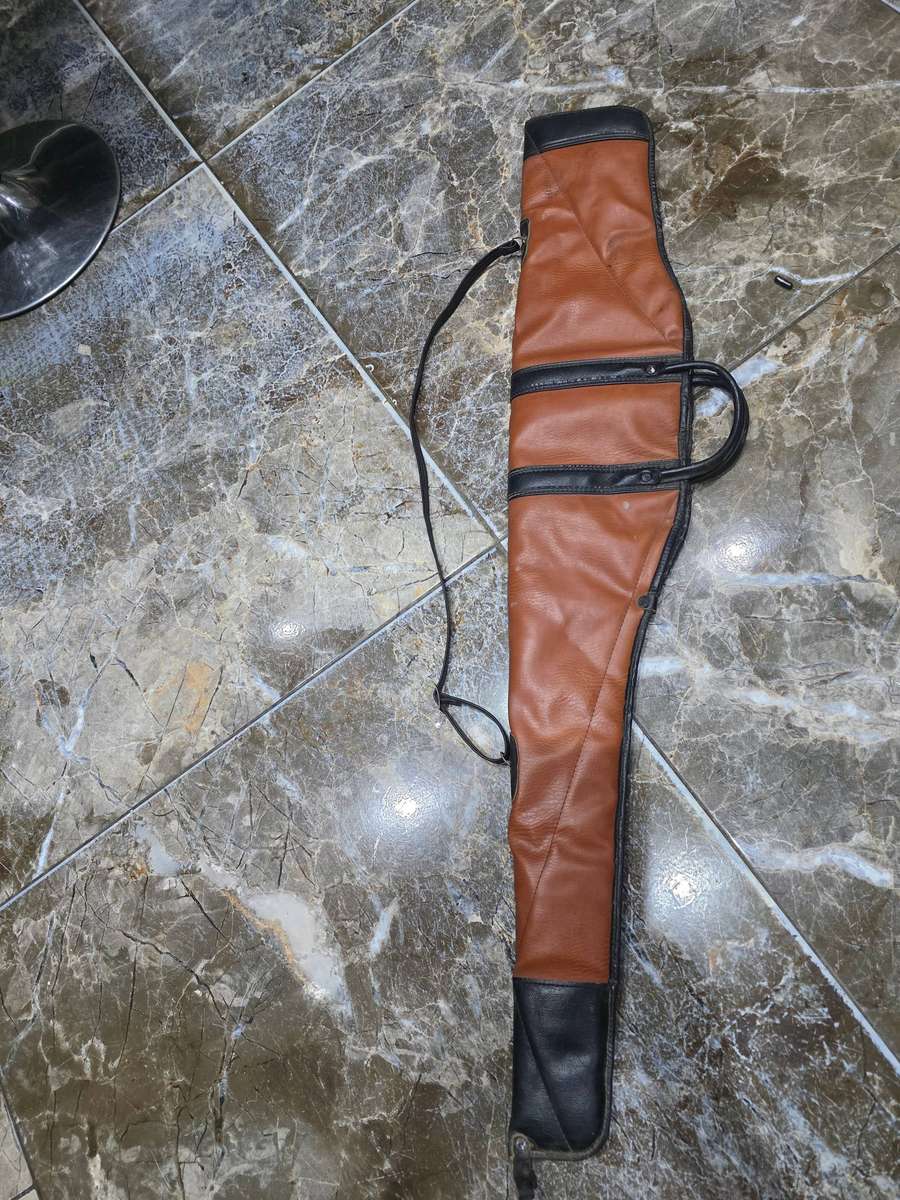 VINTAGE GENUINE LEATHER RIFLE BAG