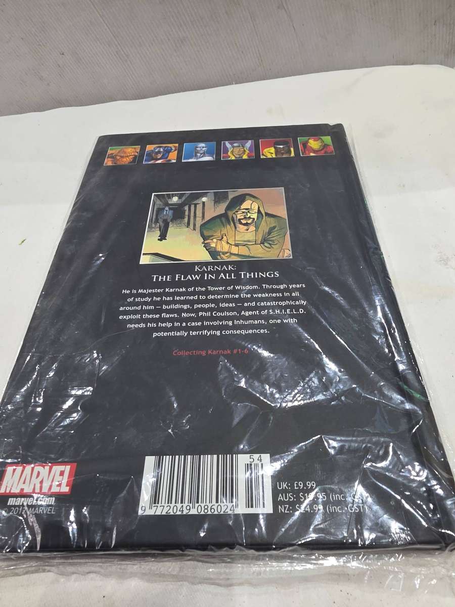 MARVEL SUPERHEROES HARDCOVER COMIC (KARNAK THE FLAW UN ALL THINGS)