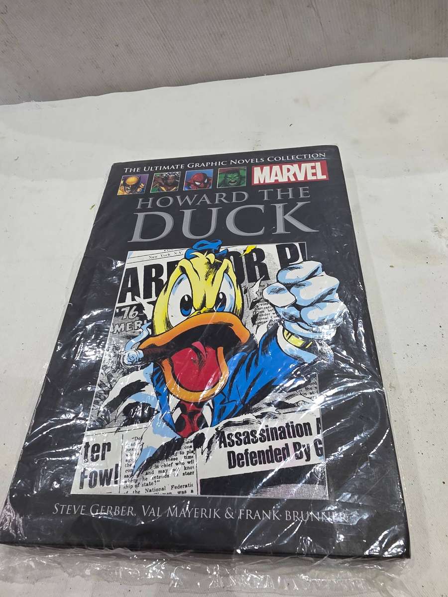 MARVEL SUPERHEROES HARDCOVER COMIC (HOWARD DUCK)