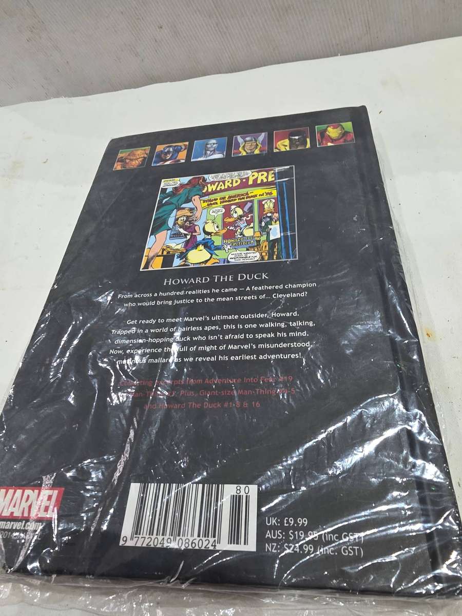 MARVEL SUPERHEROES HARDCOVER COMIC (HOWARD DUCK)