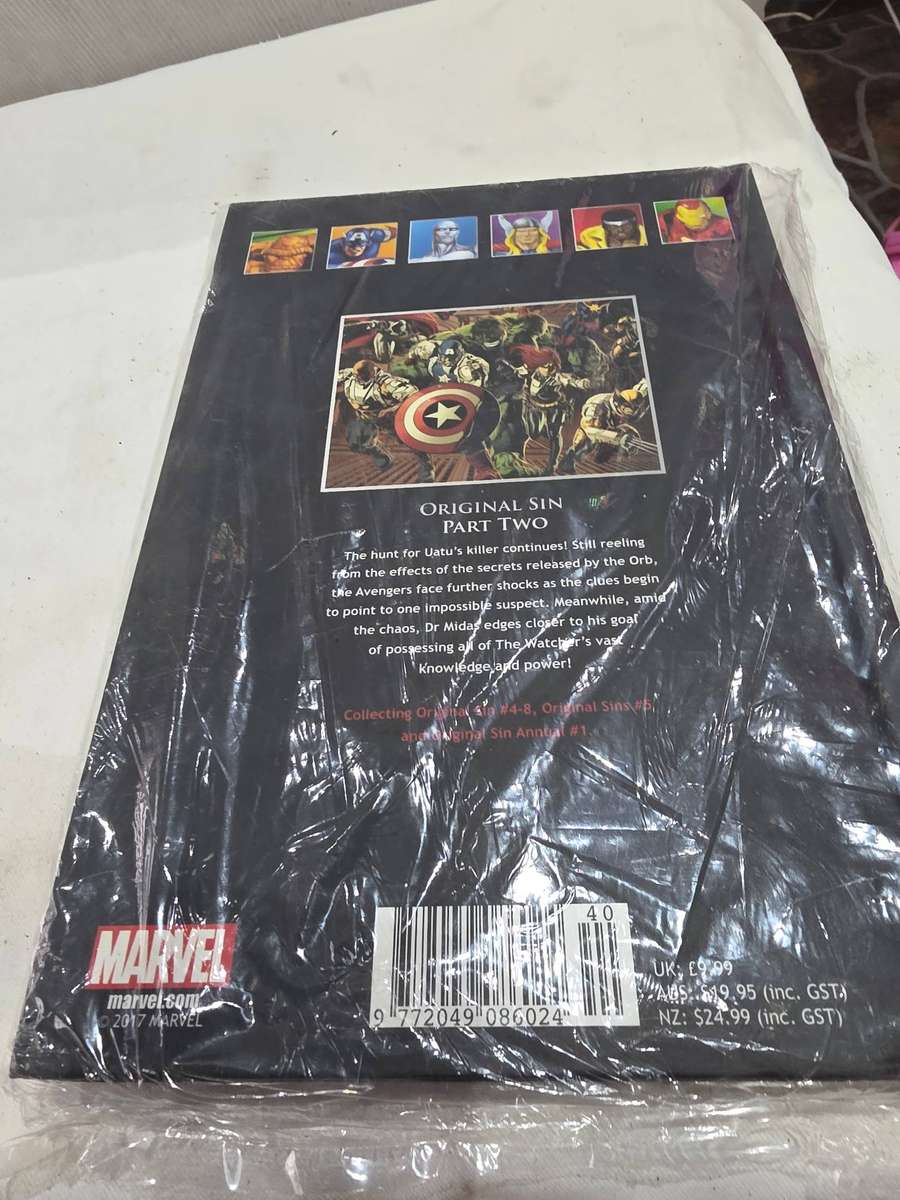 MARVEL SUPERHEROES HARDCOVER COMIC (ORIGINAL SIN)