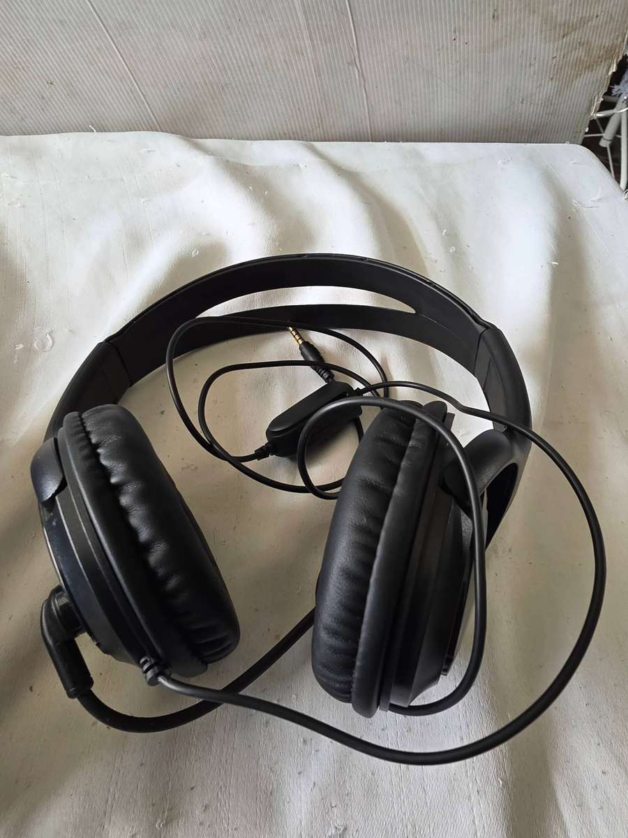 ONE SWITCH GAMING HEADPHONE FOR P4/X