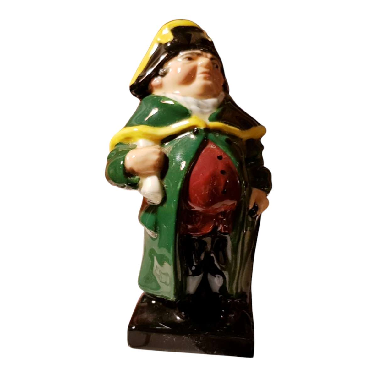Royal Doulton Mr Bumble Figurine  Charles Dickens Series  Vintage HN2077 Figure