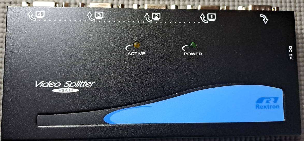 REXTRON 1 TO 4 VIDEO SPLITTER (VSA14)