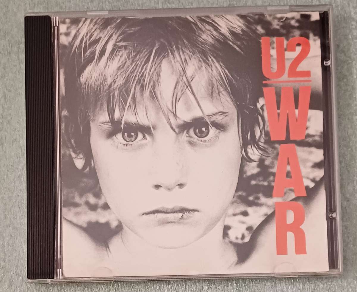 U2 - WAR