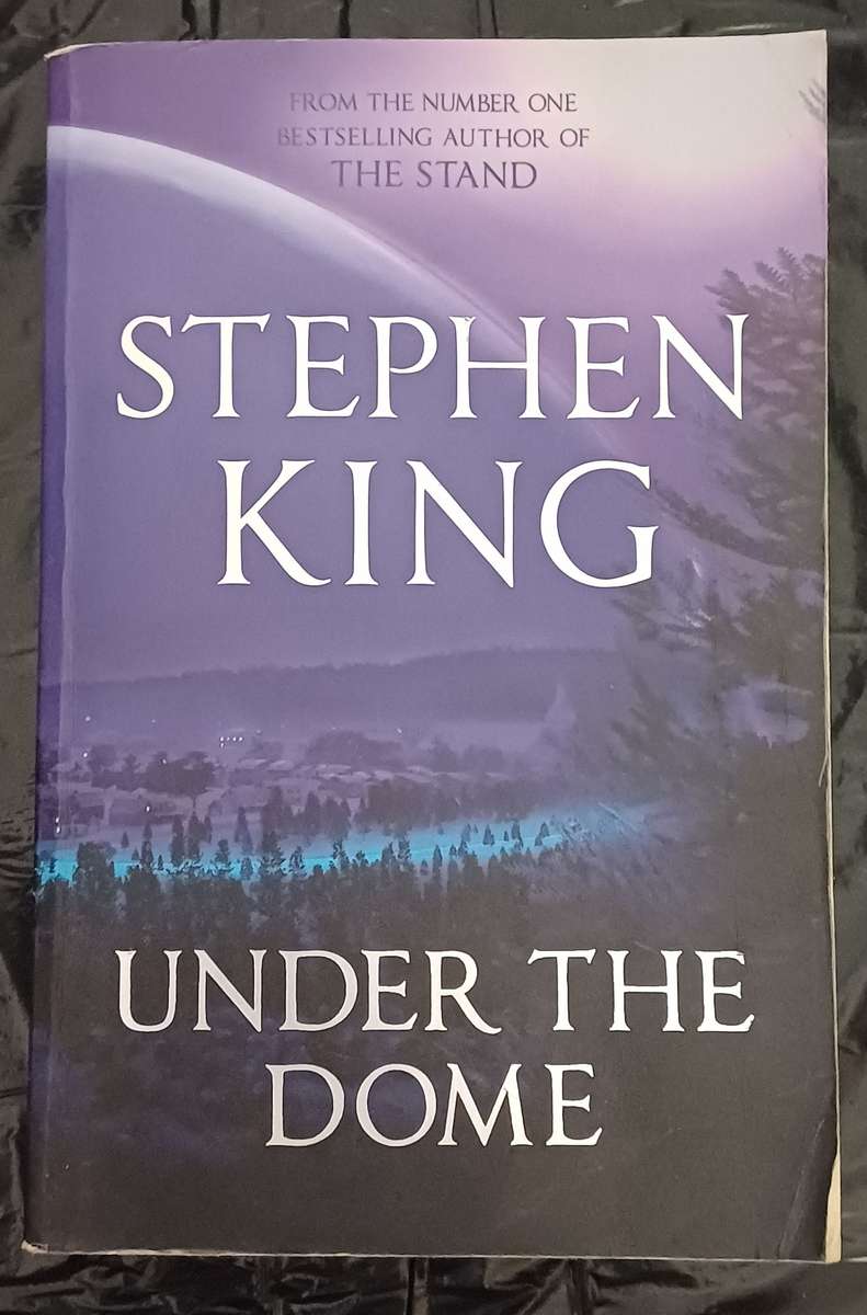 STEPHEN KING - UNDER THE DOME