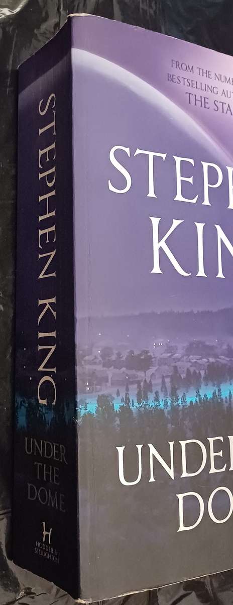 STEPHEN KING - UNDER THE DOME