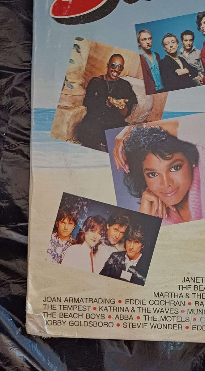 NOW THAT'S WHAT I CALL SUMMER