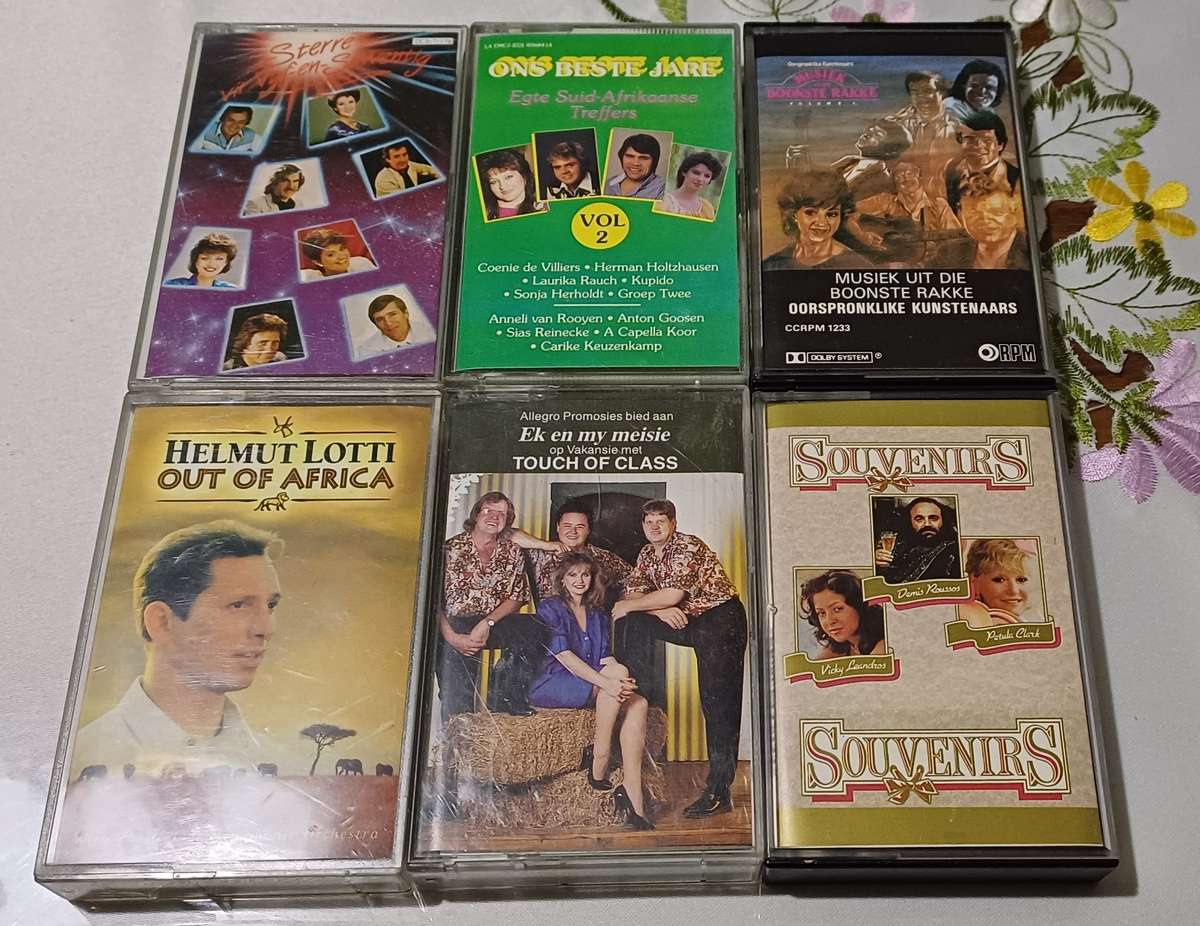 6 AFRIKAANS Cassette Tape's