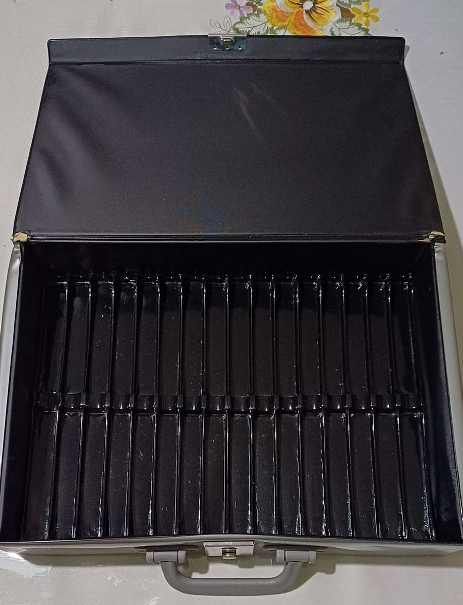 Vintage Cassette Tape Holder Carry Case
