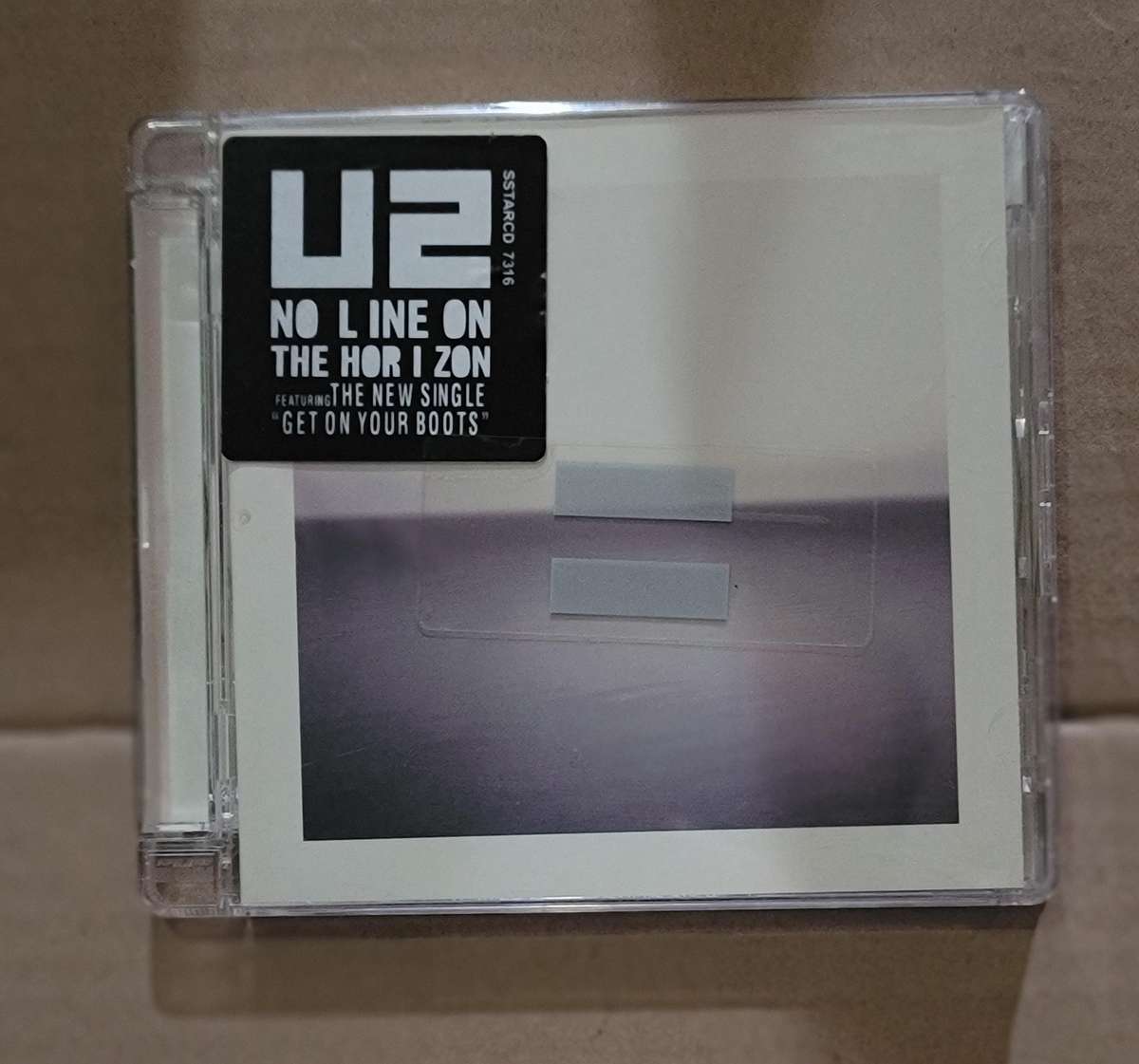 U2 - NO LINE ON THE HORIZON