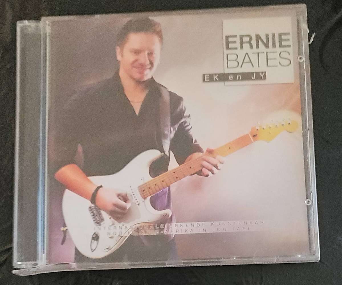 ERNIE BATES - EK EN JY