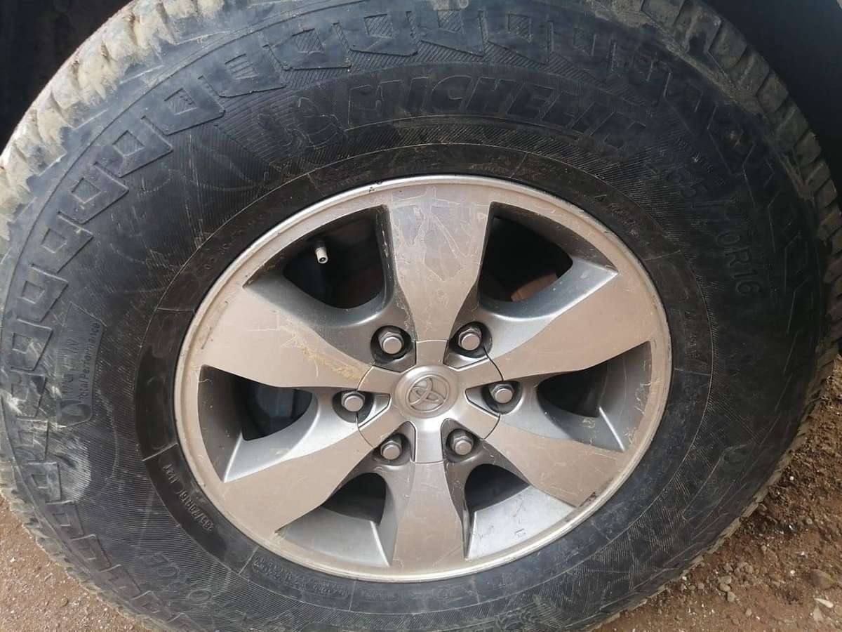 Toyota Hilux or Fortuner center caps