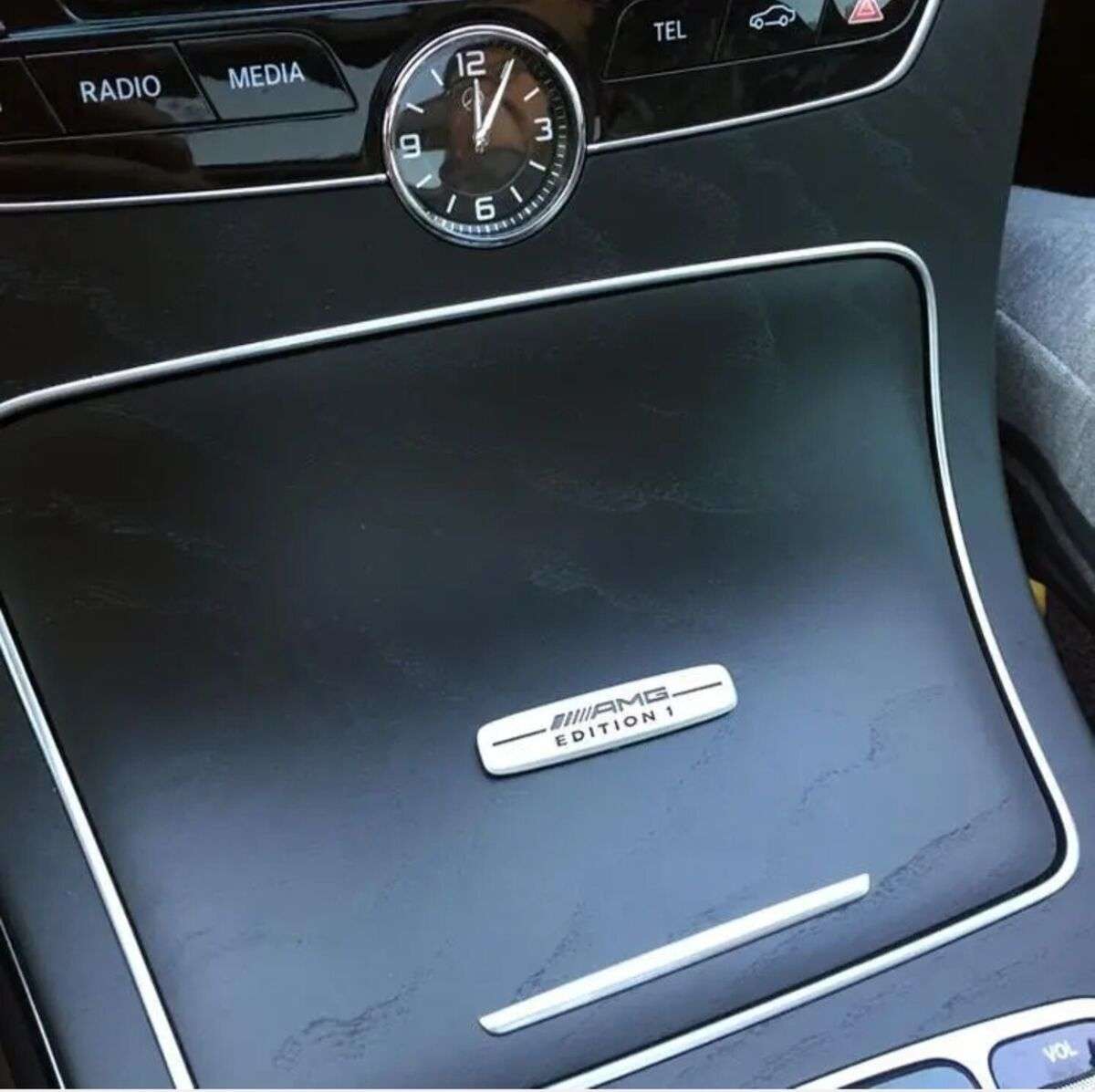 AMG edition 1 badges