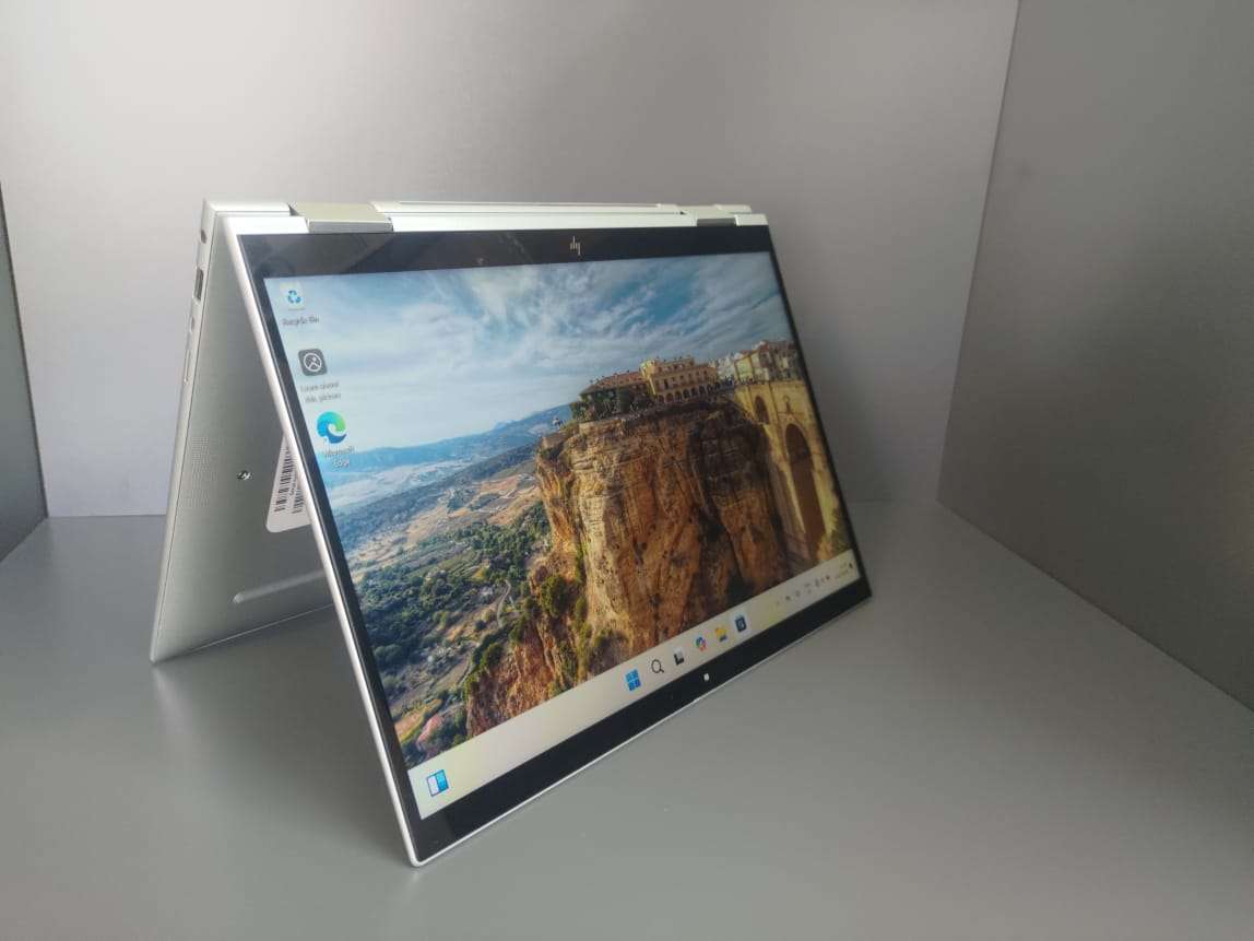 HP Elitebook x360 1040 G10 Intel Core i7 - 13th Generation Ultrabook