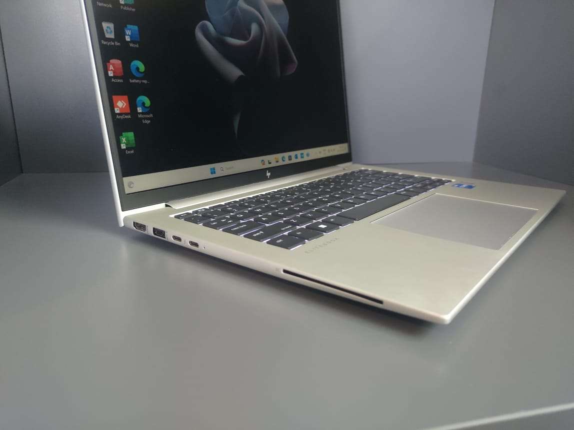 HP Elitebook x360 1040 G10 Intel Core i7 - 13th Generation Ultrabook