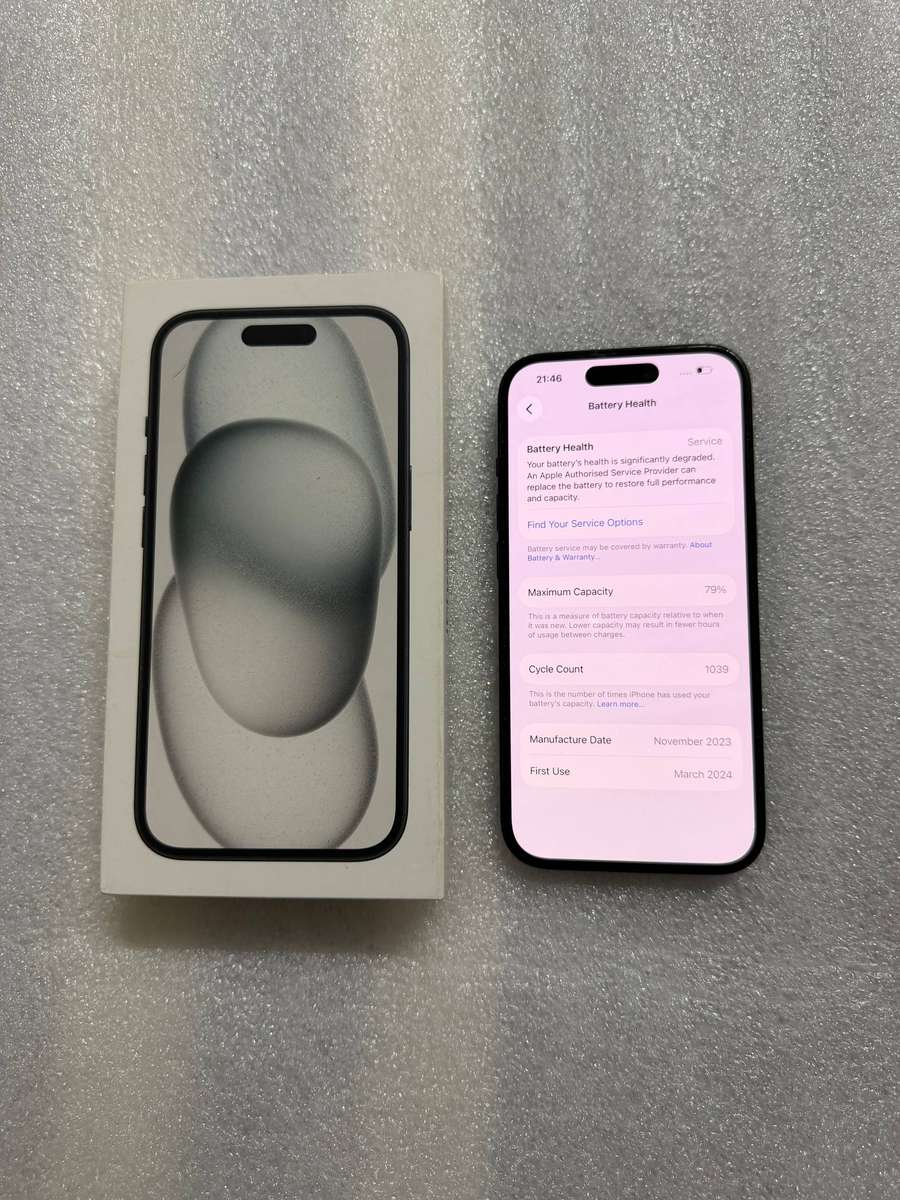 Apple IPhone 15 256GB - Black