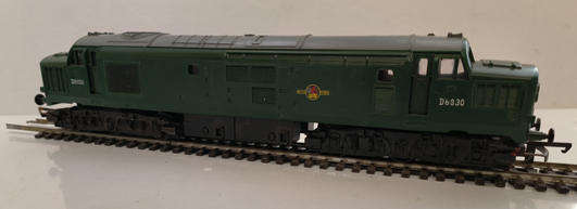 Tri-ang Class 37 Diesel Loco R.751 - Co-Co (Lot 531)
