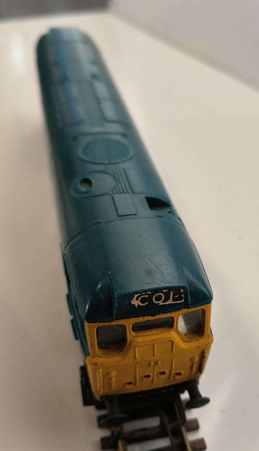 Tri-ang Class 31 Diesel Loco R.357 - Co-Co (Blue) (Lot 536)