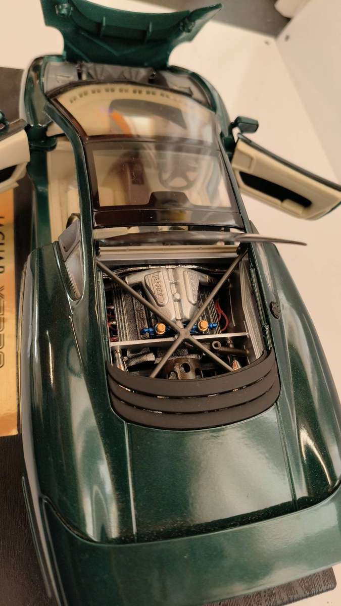 Maisto Jaguar XJ220 (Lot 611)