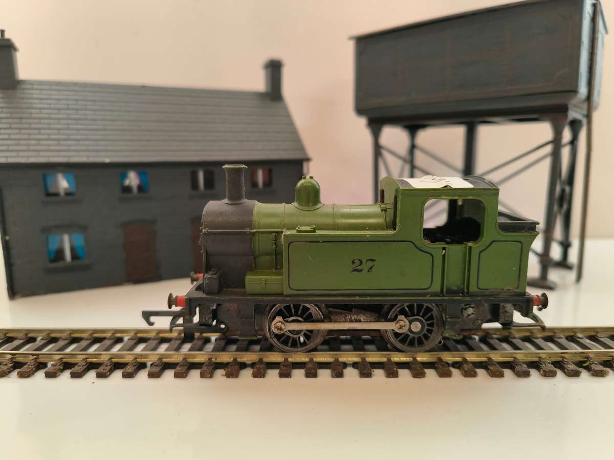 Tri-ang - 0-4-0T Locomotive (Green)