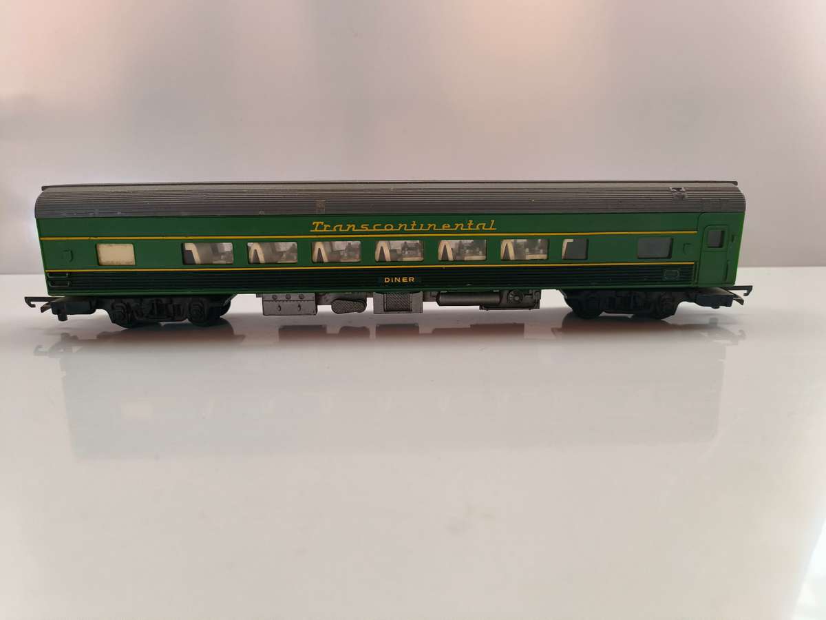 Tri-ang - Transcontinental Coach (Green)