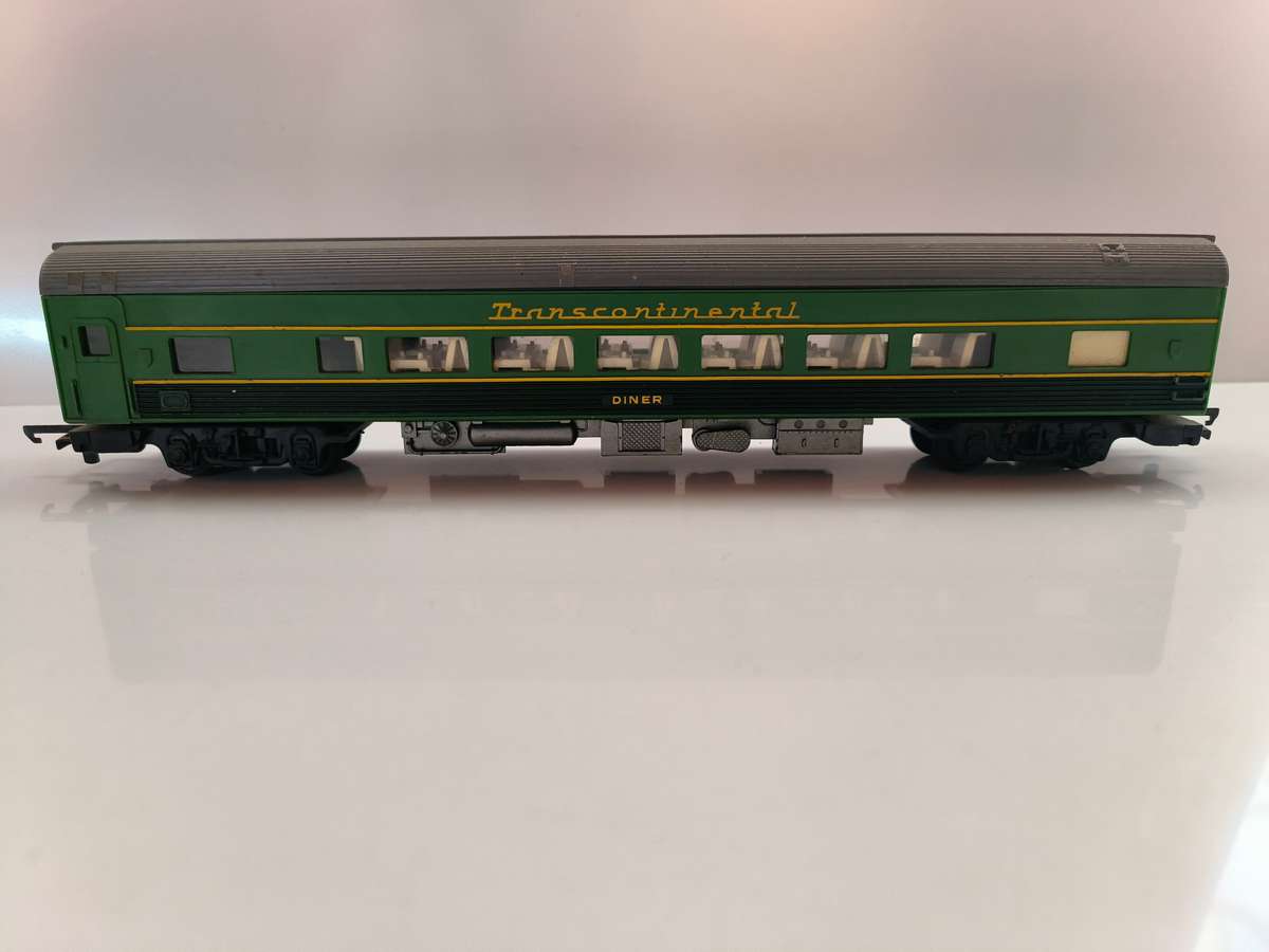 Tri-ang - Transcontinental Coach (Green)