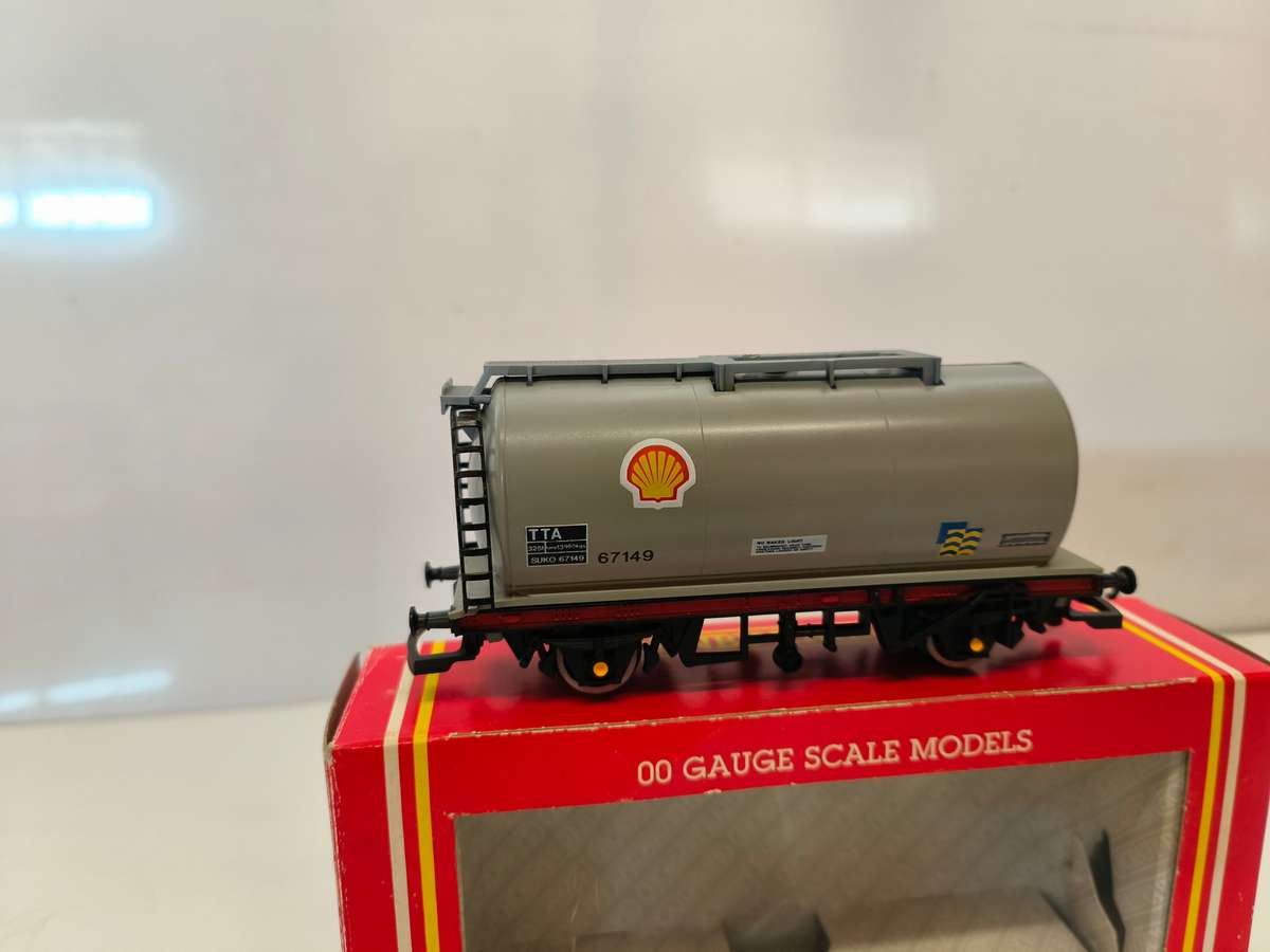 Hornby Tank Wagon "Shell" - MiB (Lot 331)