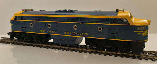 Tri-ang Transcontinental Diesel Loco R.159 - Bo-Bo (Lot 532) *RARE*