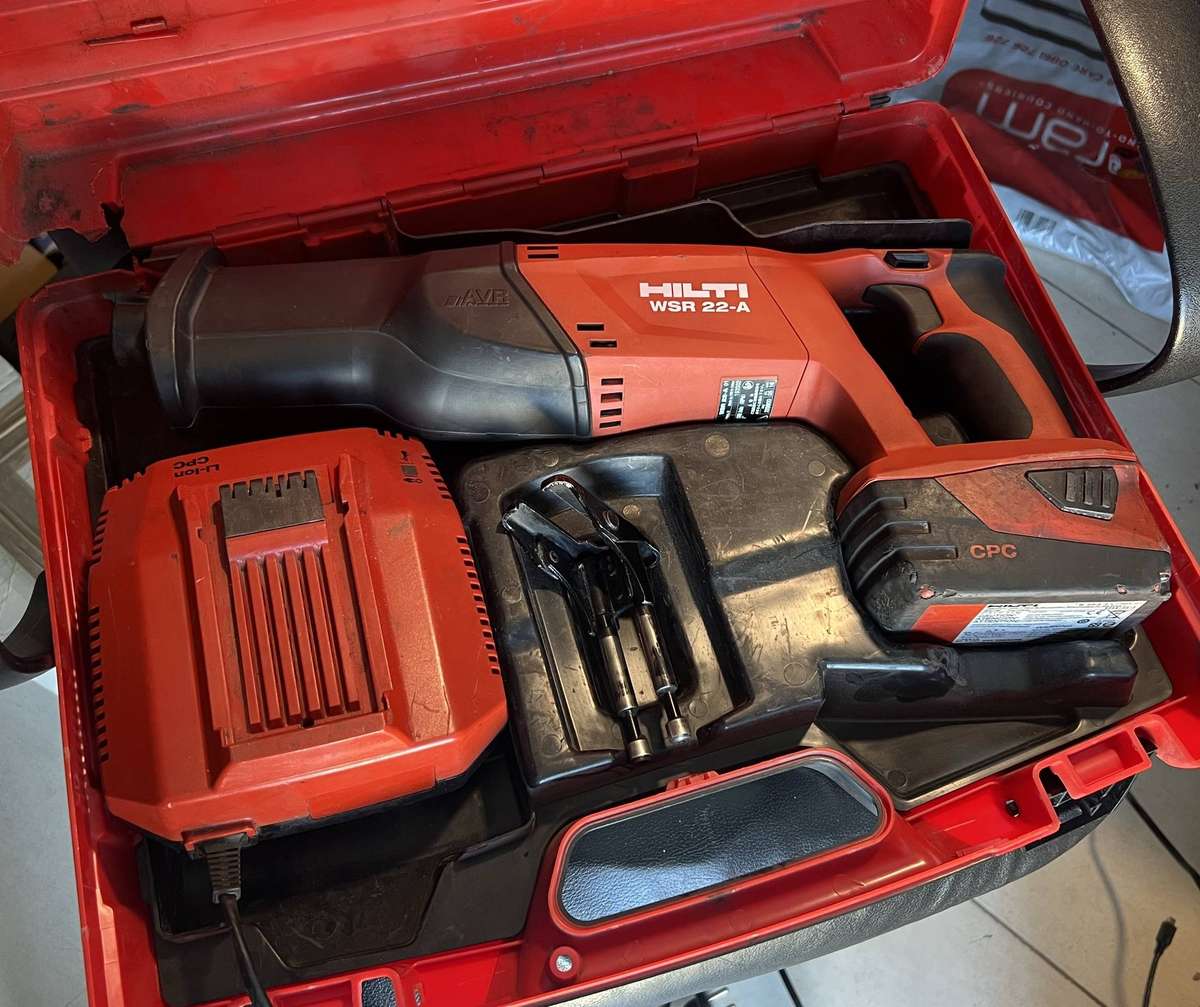 Hilti WSR 22-A heavy-duty, 22-volt cordless reciprocating saw.
