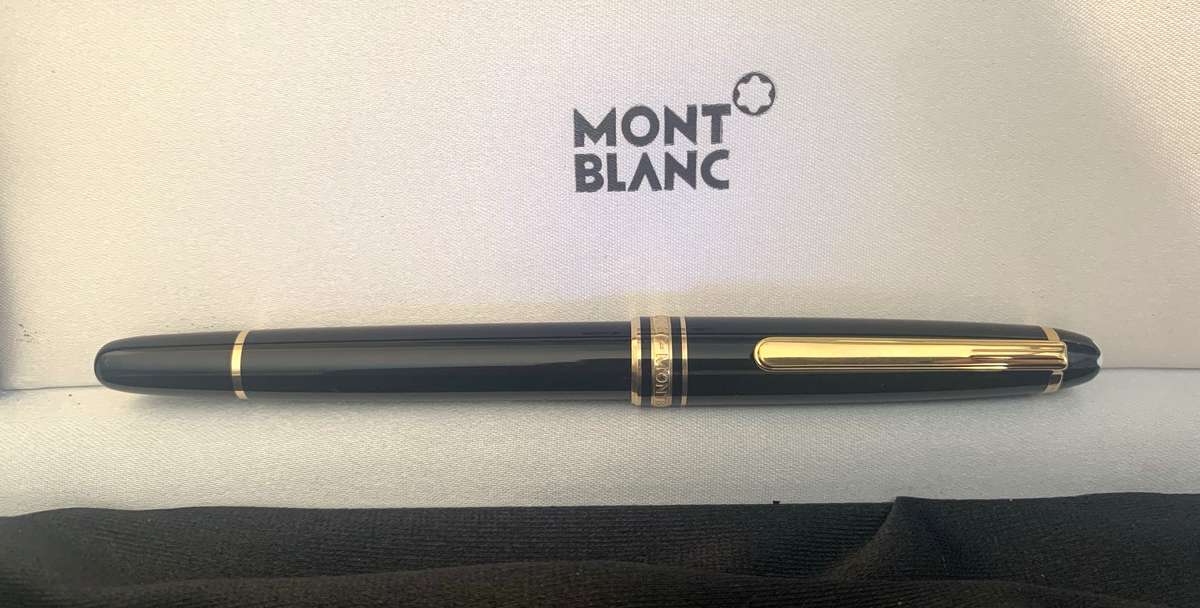 Montblanc Meisterstuck rollerball pen, Gold Coated Classique with box.